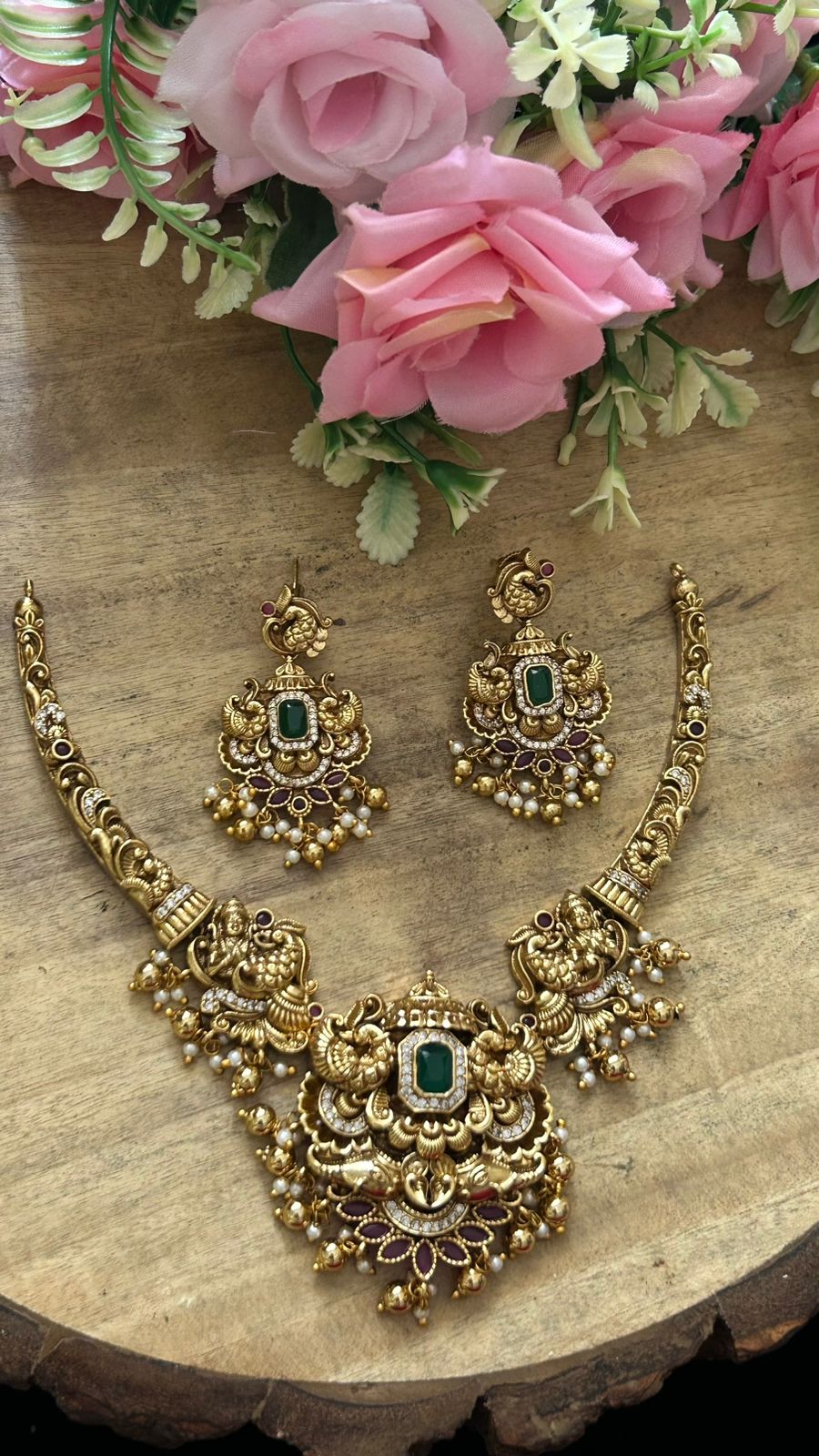 Traditional South Indian Bridal Necklace Set – Antique Gold with Green & Ruby Stones
