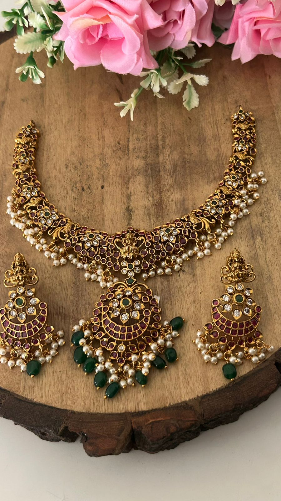 Heritage Pearl Temple Set