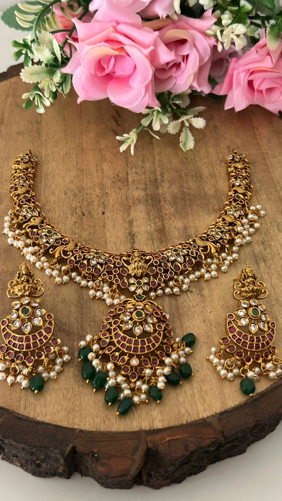 Heritage Pearl Temple Set