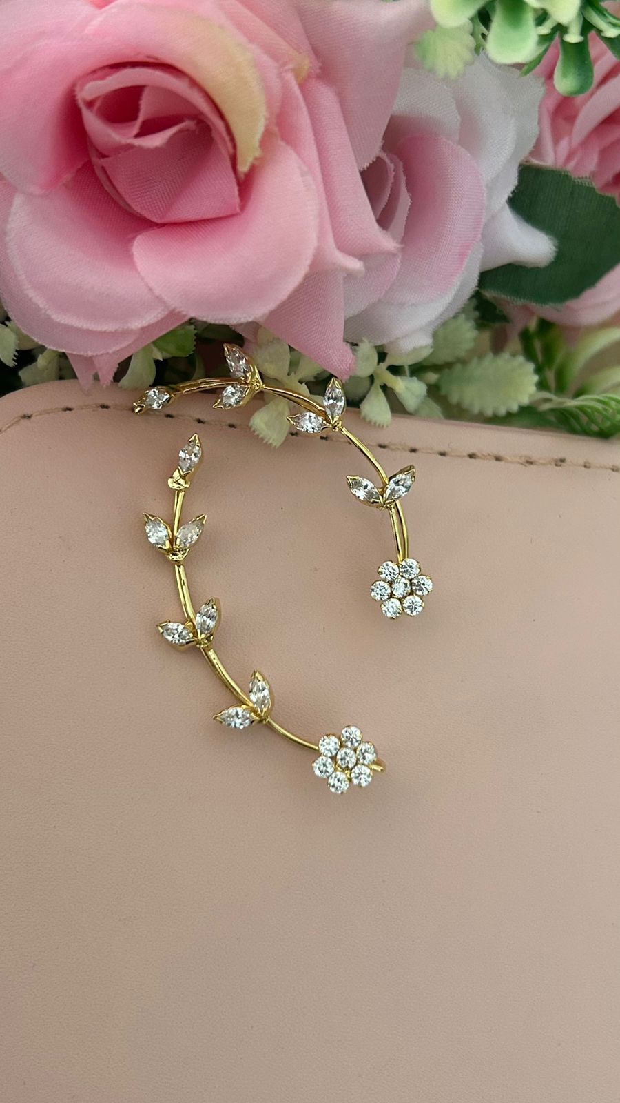 Trendy Polki Ear Cuff – Crystal Leaf Vine Design