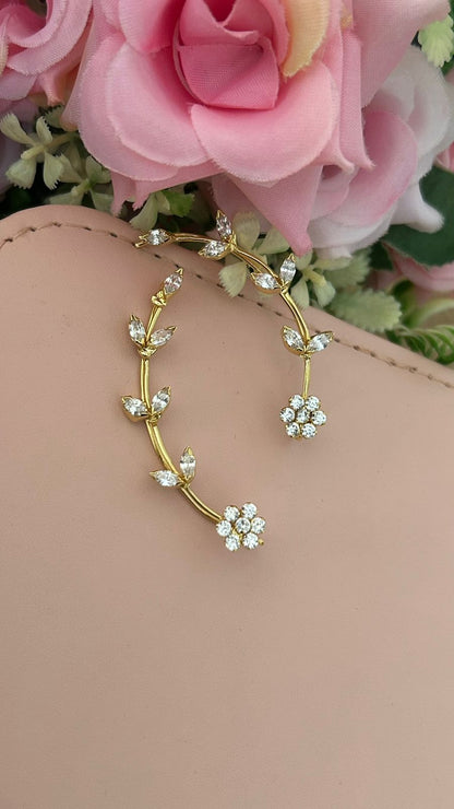 Trendy Polki Ear Cuff – Crystal Leaf Vine Design